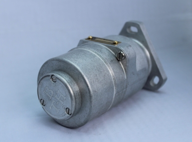 FM1R – Flange Mounted Single Cylinder Regular